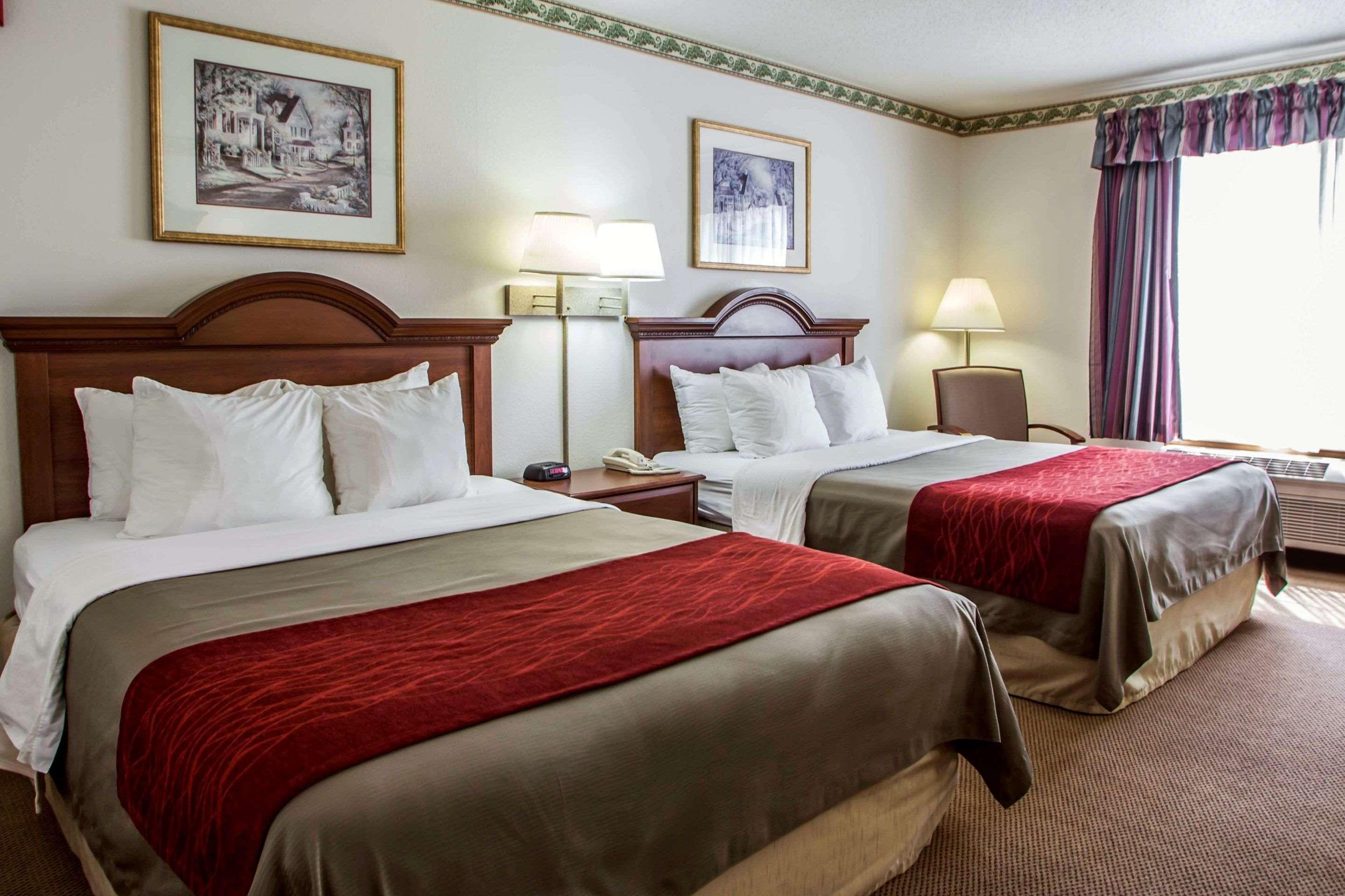 Comfort Inn & Suites Geneva- West Chicago מראה חיצוני תמונה